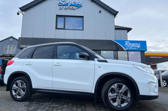 Suzuki Vitara 1.6 SZ-T AUTOMATIC 2