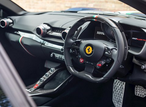 Ferrari 812 Superfast 11