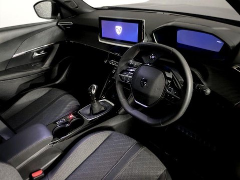 Peugeot 2008 1.2 PureTech Allure SUV 5dr Petrol Manual Euro 6 (s/s) (100 ps) Cruise Con 12