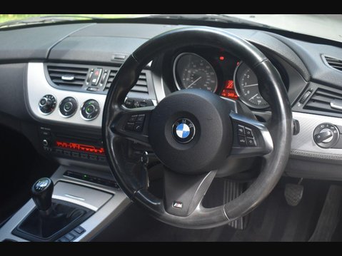 BMW Z4 2.0 28i M Sport Convertible 2dr Petrol Manual sDrive Euro 5 (s/s) (245 ps) 14