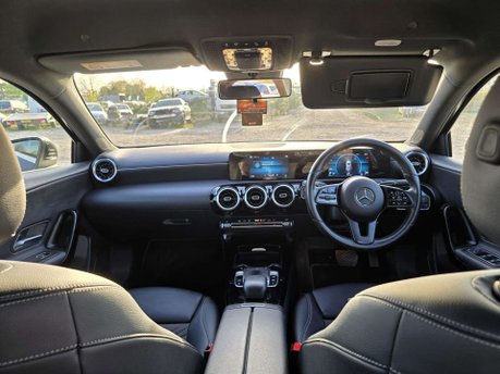 Mercedes-Benz A Class 1.5 A180d SE Hatchback 5dr Diesel 7G-DCT Euro 6 (s/s) (116 ps) 20
