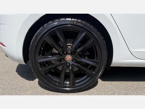 SEAT Leon 2.0 Leon Cupra Luxury 290 TSi Semi-Auto 5dr 37