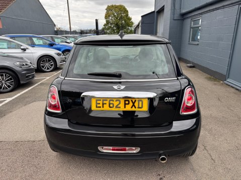 Mini Hatch ONE 14