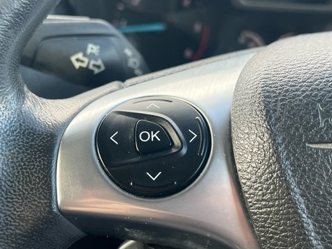 Ford Transit Connect 240 LIMITED P/V 28