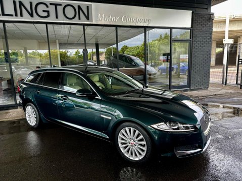 Jaguar XF 2.2d Luxury Sportbrake Auto Euro 5 (s/s) 5dr 7