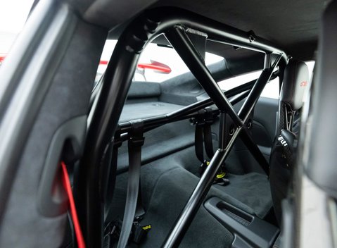 Porsche 911 GT3 RS (991.2) 11