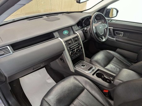 Land Rover Discovery Sport 2.0 Discovery Sport HSE Si4 Auto 4WD 5dr 36