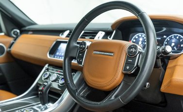 Land Rover Range Rover Sport 5.0 SVR URBAN 9