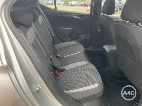 Vauxhall Astra 1.2 Turbo SRi Euro 6 (s/s) 5dr 10