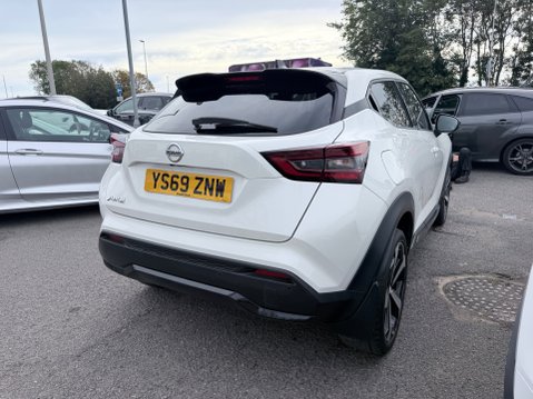 Nissan Juke 1.0 DIG-T N-CONNECTA 5