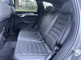 Volkswagen Touareg 3.0 TSI V6 Black Edition Tiptronic 4Motion Euro 6 (s/s) 5dr 26