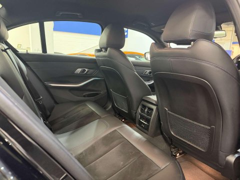 BMW 3 Series 2.0 330e 12kWh M Sport Saloon 4dr Petrol Plug-in Hybrid Auto Euro 6 (s/s) ( 40