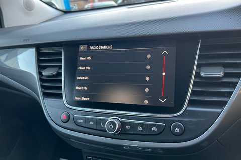 Vauxhall Crossland ELITE NAV AUTOMATIC - REVERSE CAMERA - APPLE CAR PLAY - 12 MONTHS MOT  30