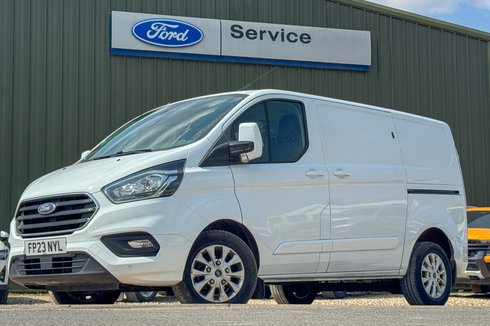 Ford Transit Custom SWB L1H1 Low Roof Limited 280 Air Con Alloys Sensors Cam EURO 6
