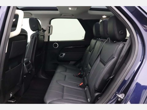 Land Rover Discovery 3.0 Discovery Anniversary Edition SDV6 Auto 4WD 5dr 34