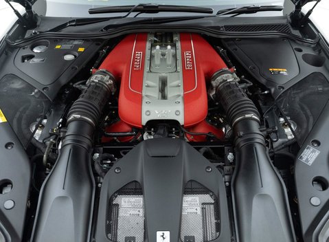 Ferrari 812 Superfast 29