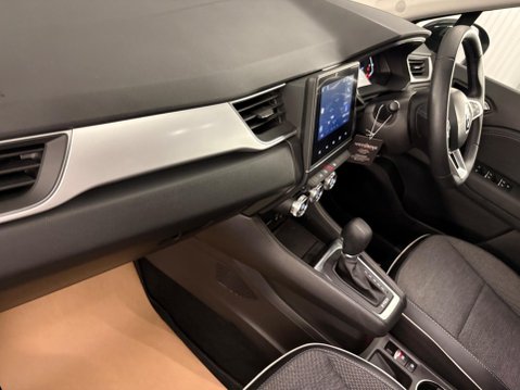 Renault Captur 1.6 E-TECH techno Auto Euro 6 (s/s) 5dr 29