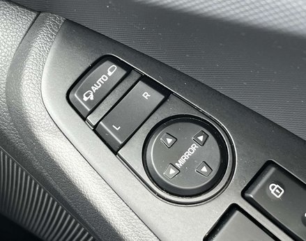 Hyundai IONIQ 1.6 IONIQ Premium SE FHEV Semi-Auto 5dr 72