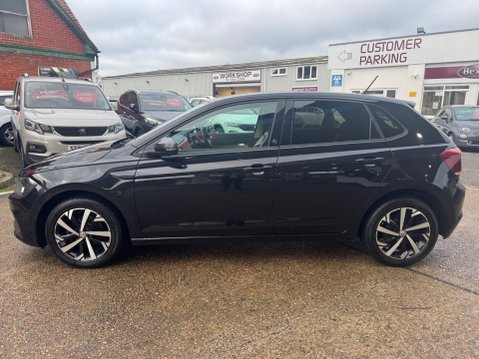 Volkswagen Polo 1.0 TSI BEATS DSG AUTOMATIC 5