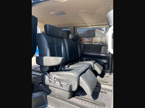 Nissan Elgrand 3.5+HIGHWAY STAR+GRADE 4+WARRANTED MILES 18