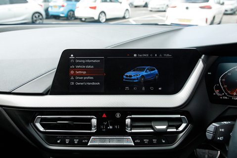 BMW 1 Series 118I M SPORT 32