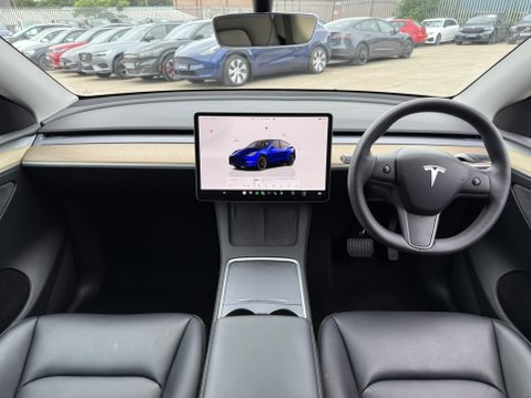 Tesla Model Y (Dual Motor) Long Range SUV 5dr Electric Auto 4WDE (384 bhp) 29