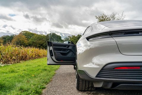 Porsche Taycan Taycan Turbo S 4WD 4dr 8