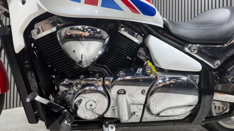 Suzuki Intruder 1500 2012 ONLY 16K FRESHLY PAINTED UNION JACK MOT SEP 2027 17