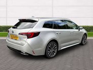 Toyota Corolla 1.8 Corolla Design HEV CVT 5dr 4