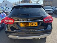 Mercedes-Benz GLA GLA 200 SE 7