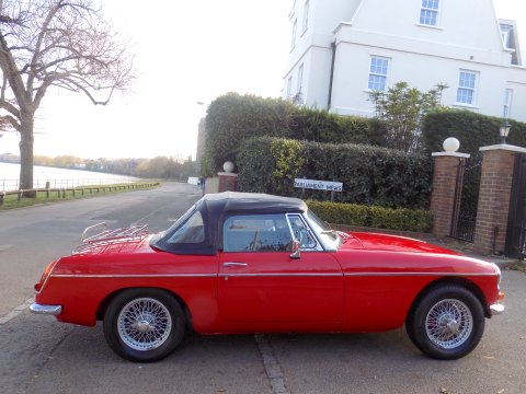 MG MGB MKII ROADSTER 33