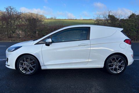 Ford Fiesta Sport 125 ps Ecoboost MHEV - Upgraded Sports Wheels 7