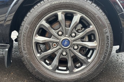 Ford Tourneo Custom 320 L1 Titanium X 185 ps 8 Seater 35