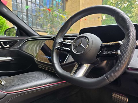 Mercedes-Benz E Class 2.0 E 300 AMG LINE Advanced E Auto 5dr 13
