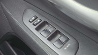 Toyota Auris 1.8 VVT-h T Spirit Hatchback 5dr Petrol Hybrid CVT Euro 5 (s/s) (136 ps) 25