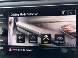 Volkswagen T-Roc 1.5 T-Roc R-Line TSi Evo Semi-Auto 5dr 33