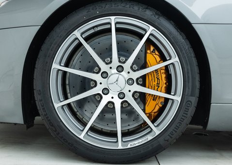 Mercedes-Benz SLS AMG