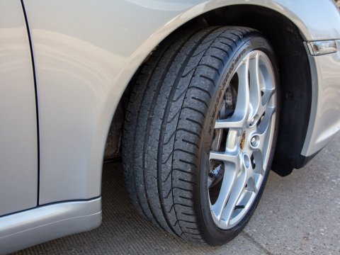 Porsche 911 CARRERA 2 51