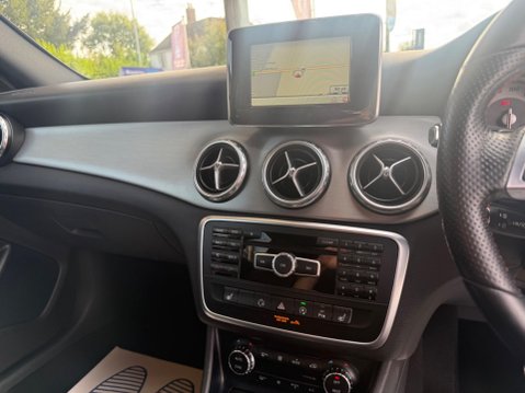 Mercedes-Benz GLA 2.1 GLA200d AMG Line (Premium Plus) 7G-DCT 4MATIC Euro 6 (s/s) 5dr 37