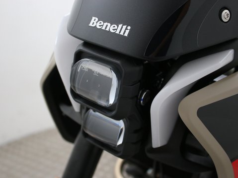 Benelli BKX 125 29