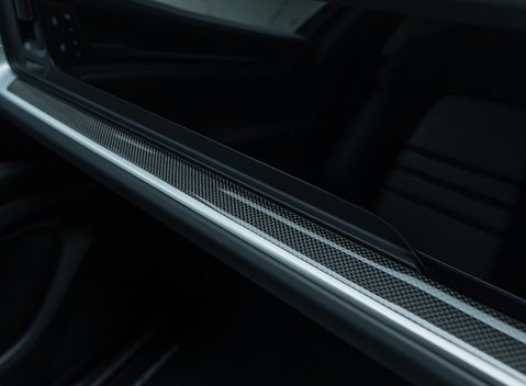 Porsche Cayenne TURBO E-HYBRID COUPE 24