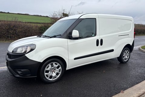 Fiat Doblo 16V Tecnico Maxi Multijet II 105 ps Panel Van 1