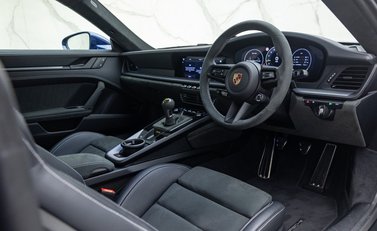 Porsche 911 GT3 (992.2) 13