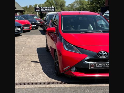Toyota Aygo 1.0 Aygo X-Style VVT-i CVT 5dr 31