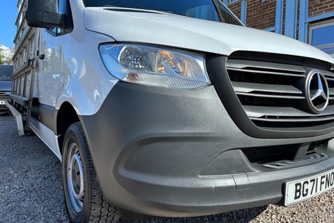 Mercedes-Benz Sprinter 315 Cdi Progressive Glass Frail Van 22