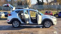 Hyundai TUCSON 1.7 CRDi Blue Drive SE Nav SUV 5dr Diesel DCT Euro 6 (s/s) (141 ps) 16