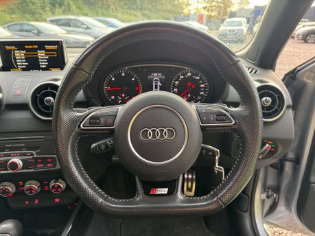 Audi A1 1.6 A1 Sportback TDI Black Edition Semi-Auto 5dr 16