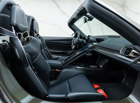 Porsche 918 Spyder 29