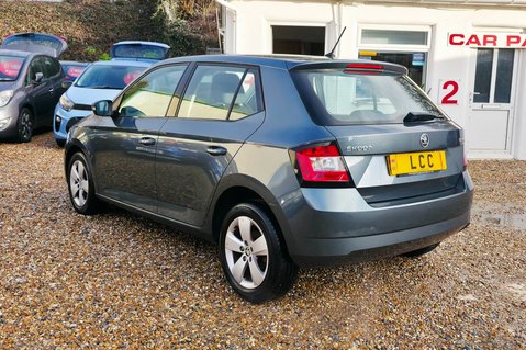 Skoda Fabia 1.2 SE TSI LOOK! £20.00 R/TAX .. 6 MAIN DEALER SERVICES! 1 OWNER..P/SENSORS 3
