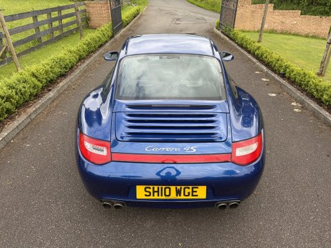 Porsche 911 CARRERA 4S 12